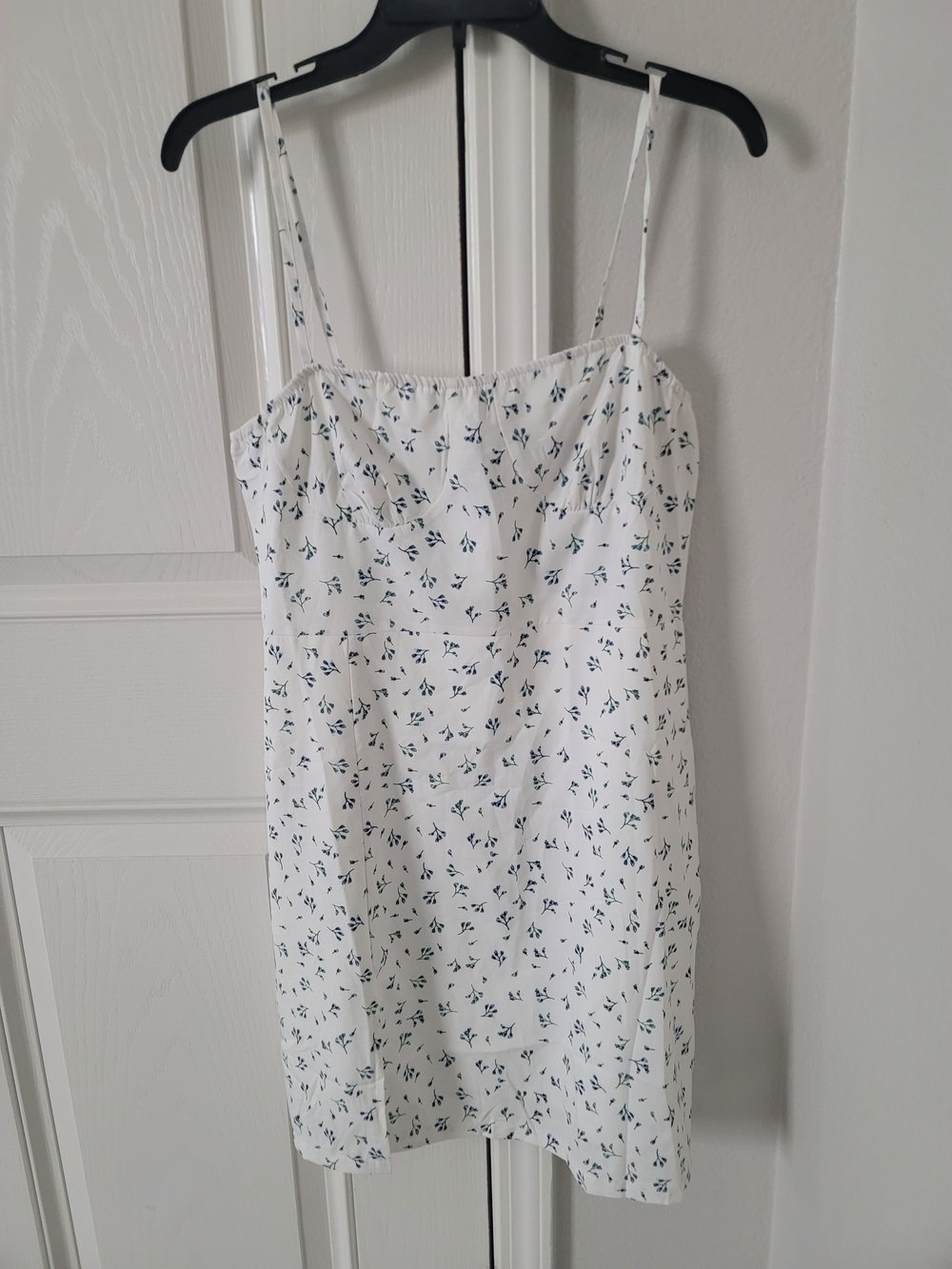 SHEIN White Floral Cami Slip Dress with Navy Sprig Print